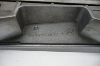Klamka tylnej klapy Citroën Xsara II 9636077077 EZRC