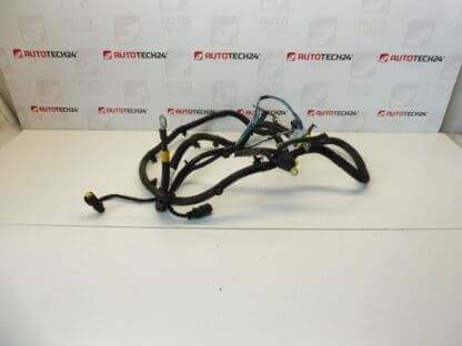 Kabel połączeniowy + biegun w silniku Citroën Peugeot 9671050180 5642YN 9803510980