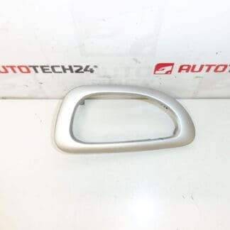 Peugeot 307 osłona klamki wewnętrznej lewych drzwi przednich 9634769877 9119K1