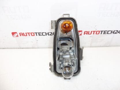 Część tylnej prawej lampy błotnotki Citroën C4 Picasso 9653547480 6351CA