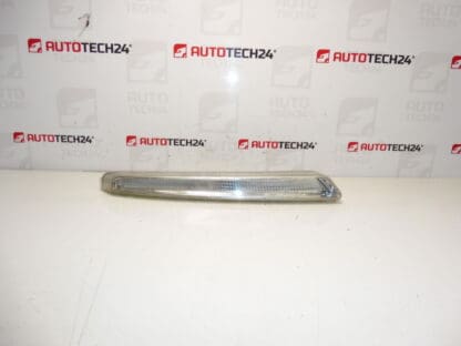 Właściwy reflektor Peugeot 807 630397