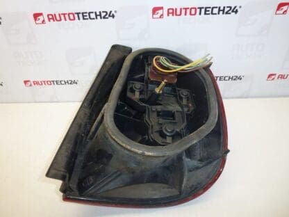 Lampa tylna lewa Citroën Xsara Kombi 6350J8 - obrazek 2