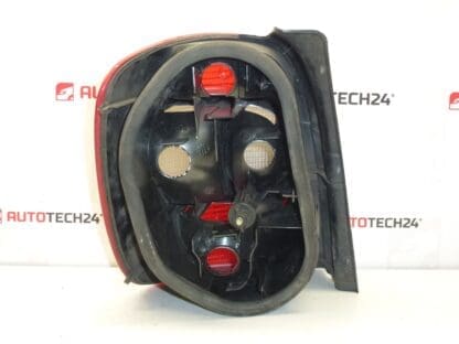 Lampa tylna prawa Citroën Xsara Kombi 6351J8 - obrazek 2