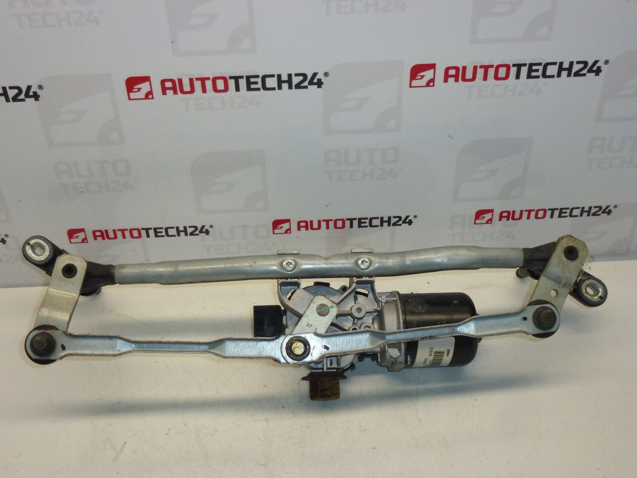 Mechanizm silnika wycieraczek Citroën C-ELYSEE Peugeot 301 9675018280 - obrazek 2