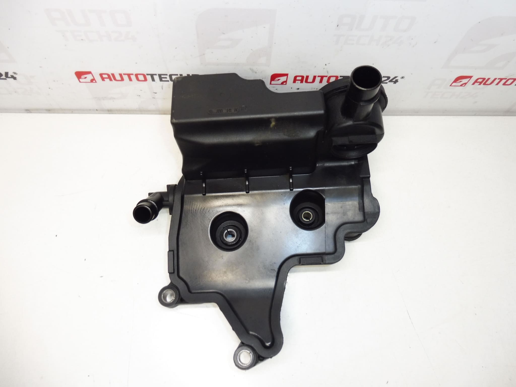 Odwadniacz oparów oleju 2.0 HDI RH02 9670033180 1180S0