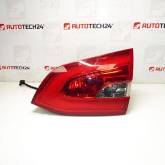 Osłona lampy tylnej prawa Peugeot 308 T9 Combi 9678094880