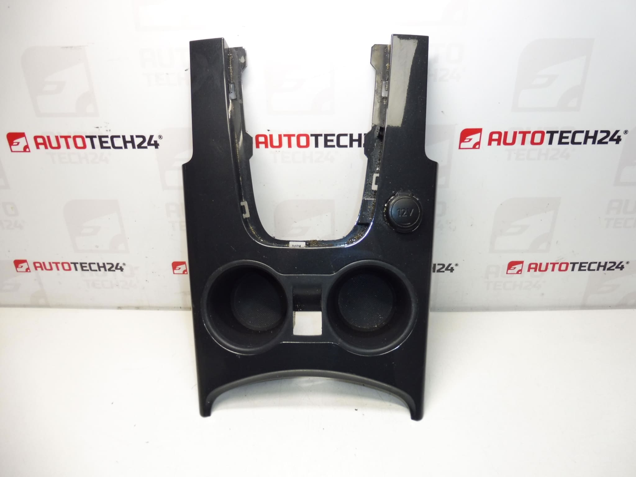 Panel dźwigni zmiany biegów Peugeot 3008 5008 9685858777 7591P7