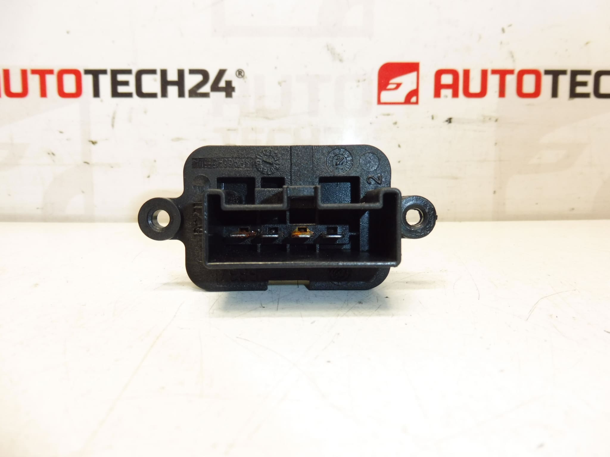 Regulator prędkości wentylatora Citroën Peugeot 1609171080 - obrazek 2