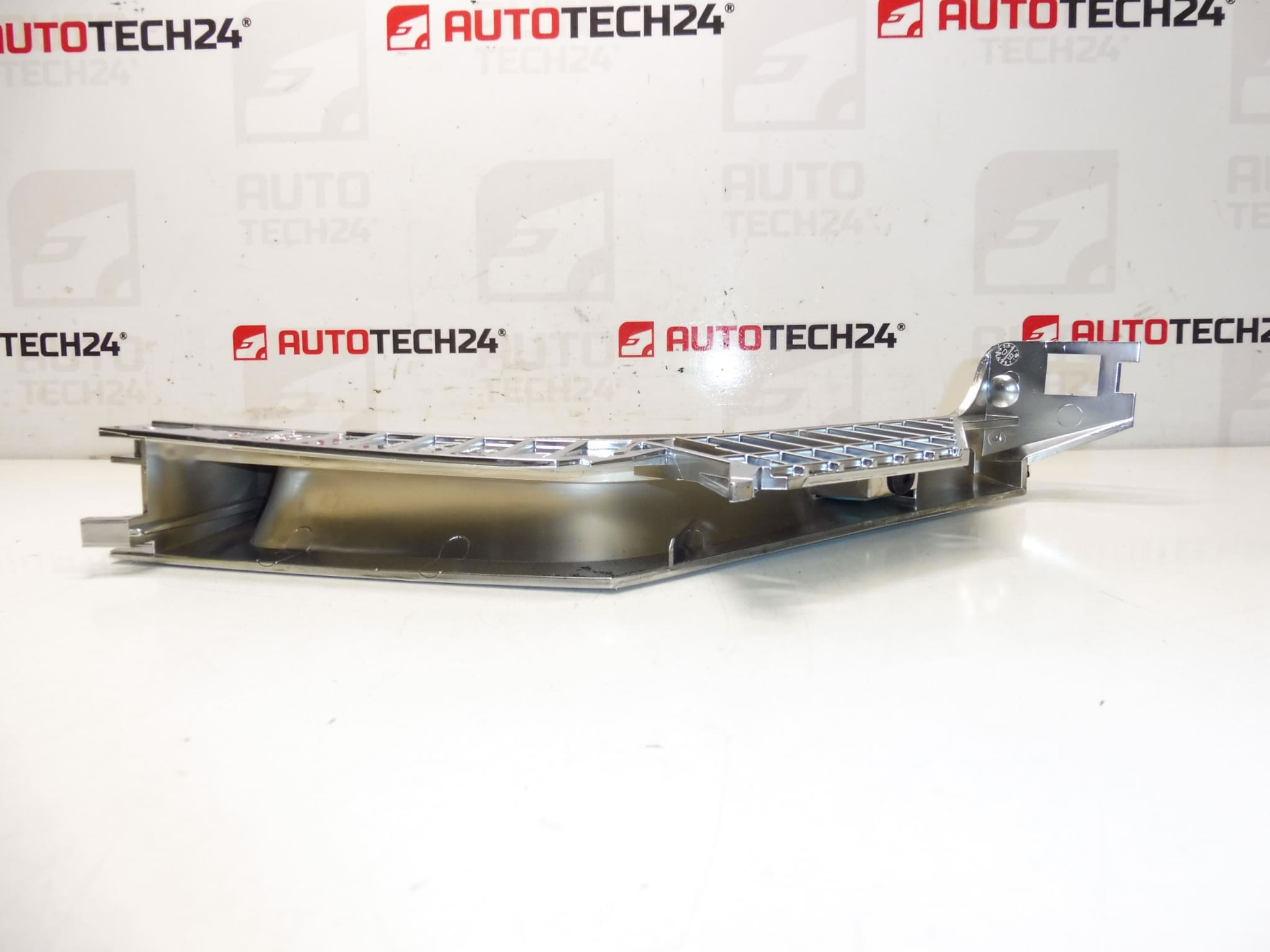 Uchwyt deski rozdzielczej Peugeot 3008 5008 9685077677 823186 - obrazek 2