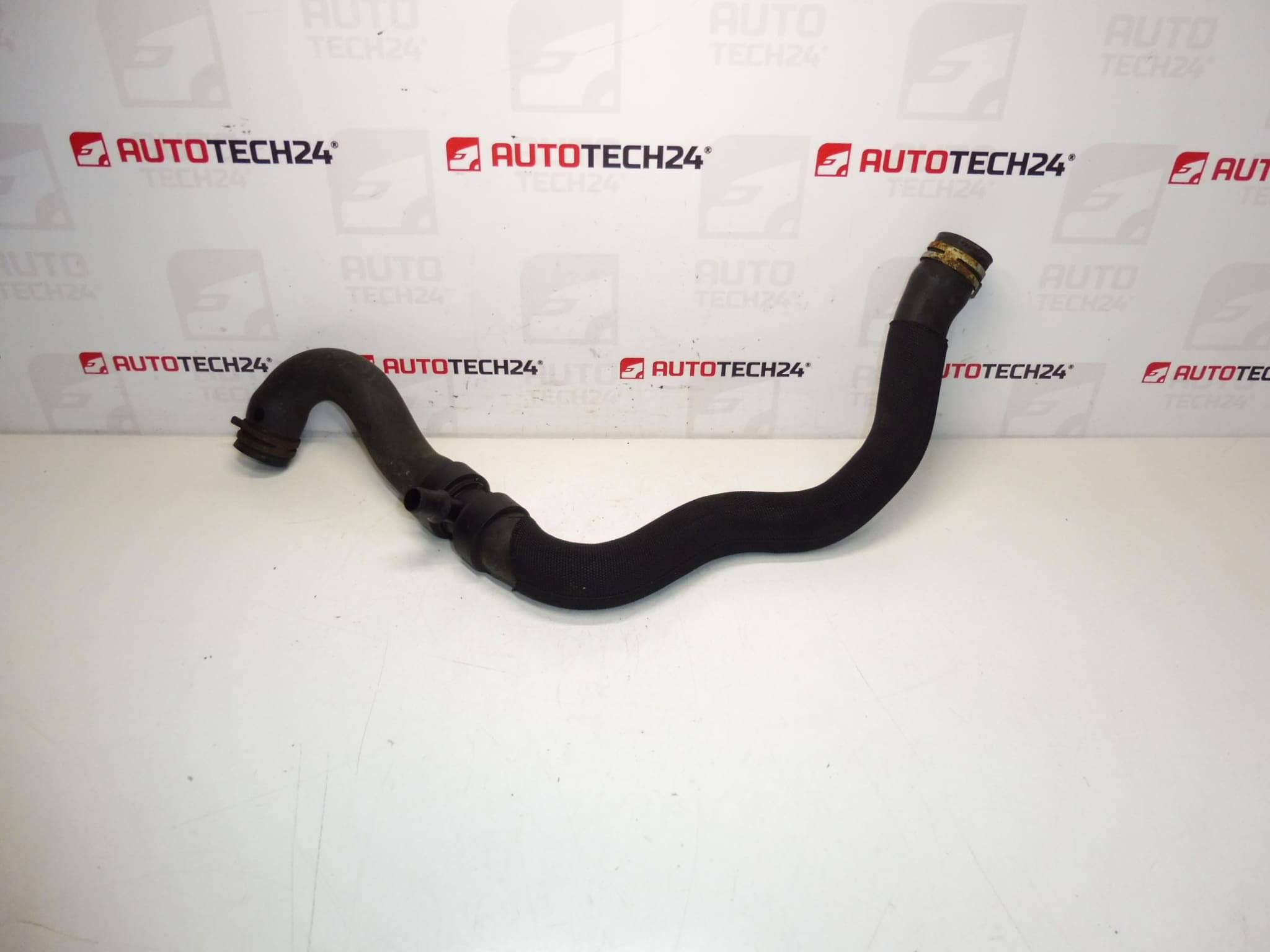 Wąż wodny Citroën Peugeot 2.0 HDI 135208